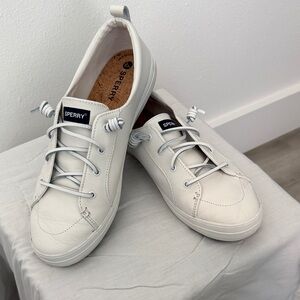 Sperry Crest Vibe Leather Slip-On Sneakers (women’s size 12)
